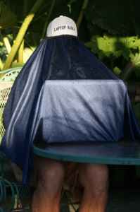 laptop burka Laptop Burka   or   outdoor readability counts